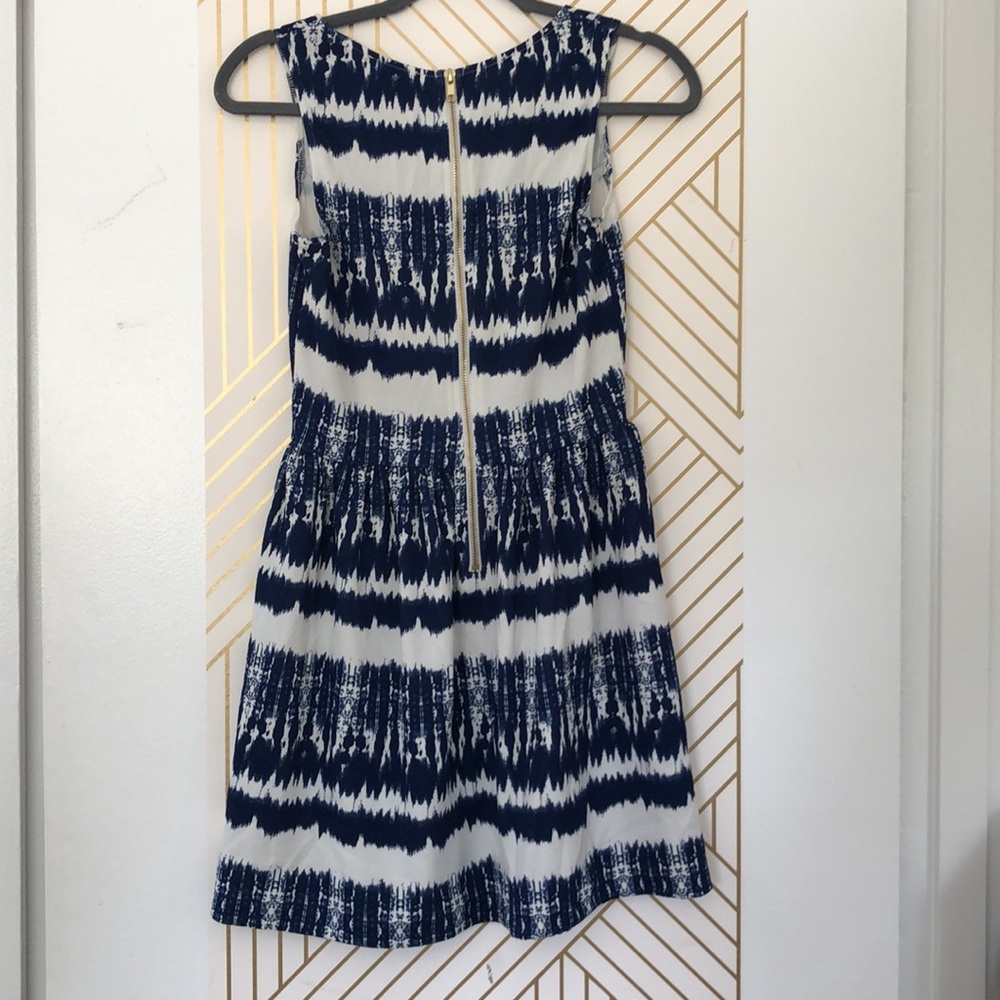 Dress - Picture 2 of 6
